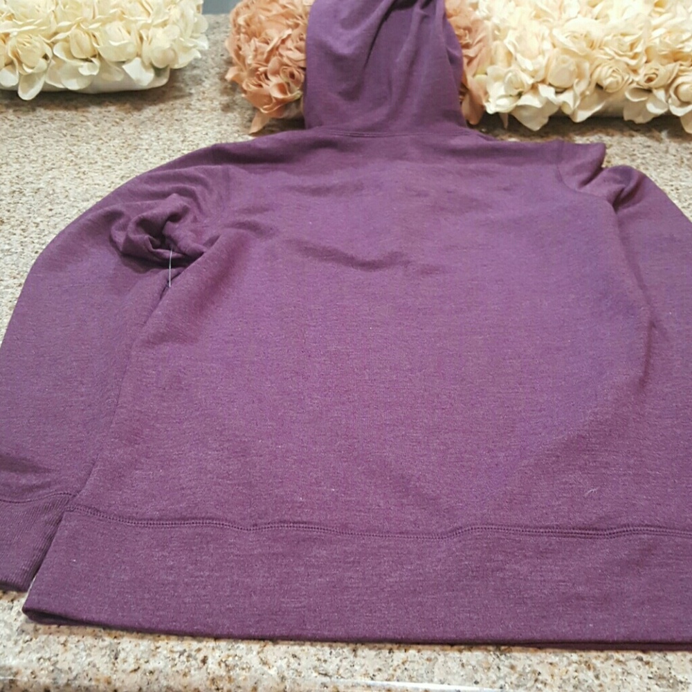 Sports pullover - Picture 3 of 3